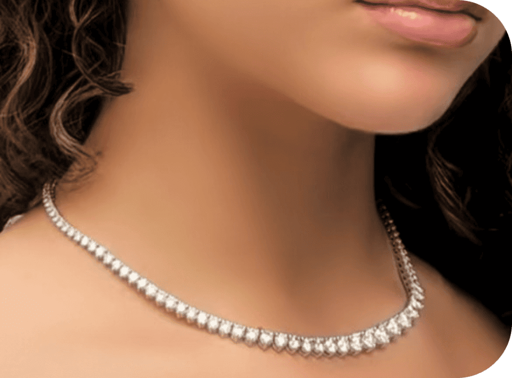 Borrow against a luxury diamond necklace with Qollateral’s fast jewelry loan services.